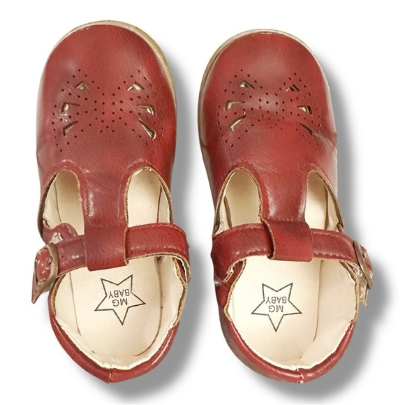 Boutique Other - Boutique | Classic Brown Mary Jane Shoes (9T)